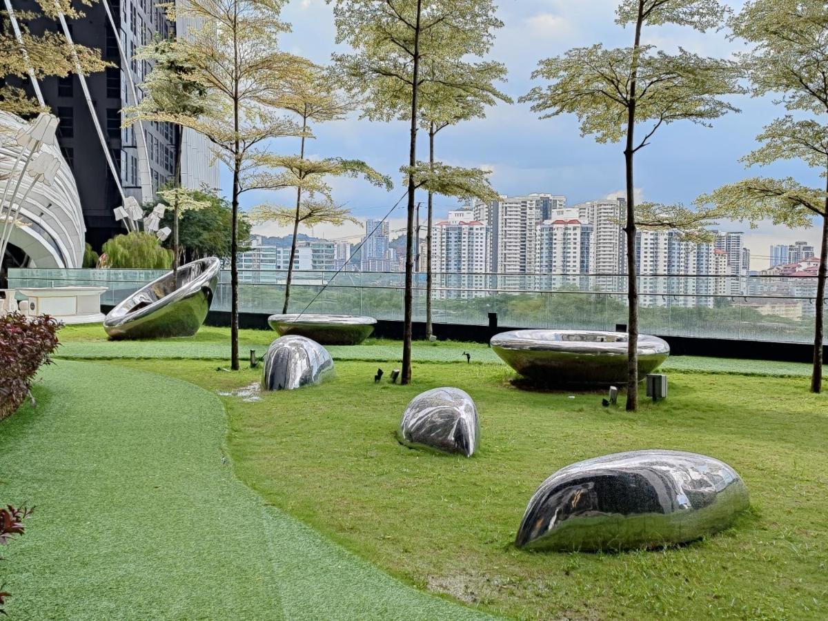 Arte Mont Kiara Host By Host Corner Suites Kuala Lumpur Exterior photo